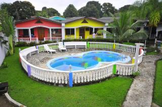 Rainbow Village - La Ceiba - 0