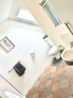 Modern Spacious, Near Marina - Commerce Street, Lossiemouth - Free Parking, WiFi - 9