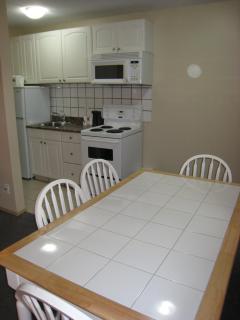 Canadas Best Value Inn & Suites-Vernon - Vernon - 6