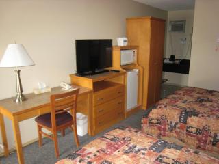 Canadas Best Value Inn & Suites-Vernon - Vernon - 3