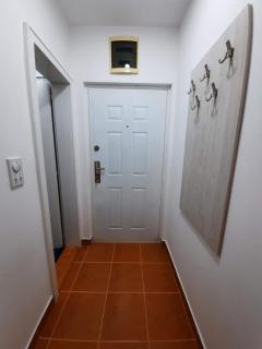Oggy Apartment - 8