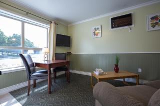 Oasis Inn - Kelowna - 9