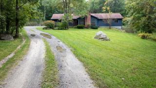 Summer and Fall in Sheffield with Monthly Special Pricing Available - 6