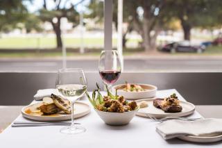 The Commodore - Mount Gambier - 1