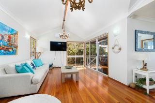 Ocean Pearl - 3 bedroom beachfront property! - Beachmere - 5