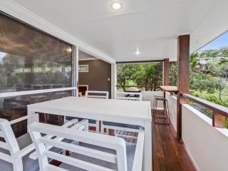 Banksia Beach House by Discover Stradbroke - Point Lookout - 7