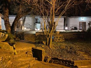 Farquhar Lodge - 1