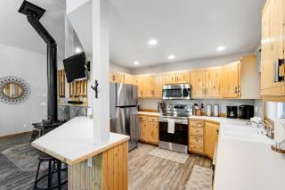 McCall Cottage Cabin - 1