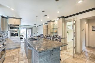 Luxe Home with Backyard Oasis about 1 Mi to Midtown - 3