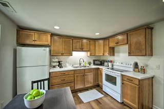 Cozy Home on 17 Acres, 3 Miles to Downtown! - 3