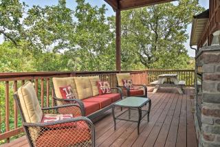 Branson West Cabin with Pool Access and Golfing - Branson West - 2