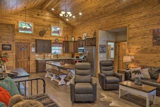 Relax Fireside Family-Friendly Branson West Cabin - 7