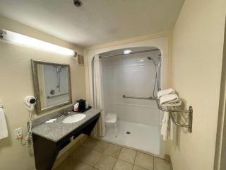 Motel 6 Oklahoma City OK Fairgrounds West - Oklahoma City - 3
