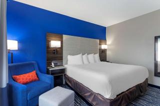 Comfort Inn & Suites - Memphis - 1