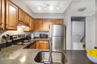 Dharma Home Suites Dania Beach at Sheridan Ocean Club - 4