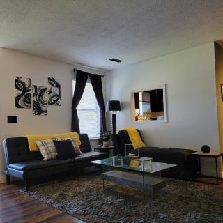 HI-TEK-Duplex A-Two 75in 4k LED - Charleston - 9