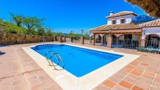 Mansion Piedras Blancas Colmenar by Ruralidays - Colmenar - 2