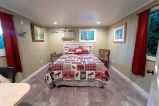 Roscoe Cottage Pet Friendly - 1