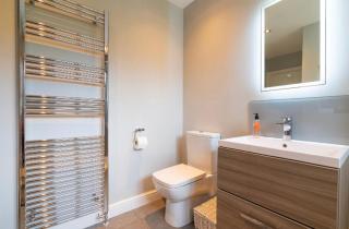Wilmslow Airbnb - 2