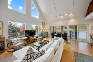 Mount Howard Chalet - 9