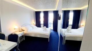 Hotel Imperium - Pionki - 7