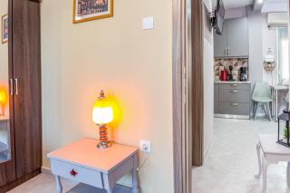 Kate's Modern 2 BR Apartment in Perea - Perea - 3