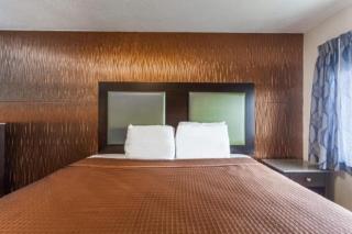 Travelodge by Wyndham South Hackensack - 3