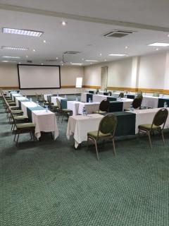 Midway Inn Hotel - 3