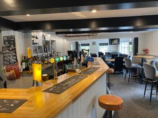 The New Wheel Inn - 5