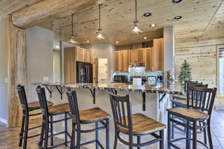 Spacious Hurley Home with Game Room Near Lakes - 2