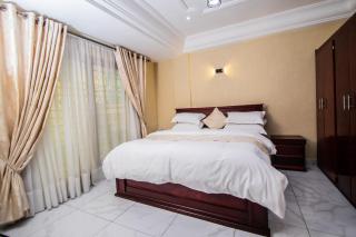 Residence Le Bonheur - 2 Bed Apartment by Douala Mall/Airport - Douala - 1