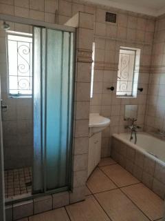 NTUMBA VILLA - Vereeniging - 8