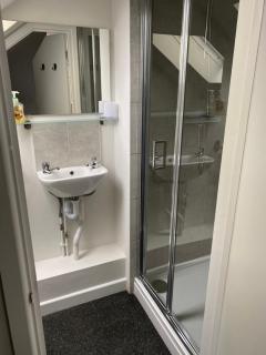 The New Wheel Inn - 3