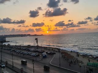 Midpoint Sea View - families only - Alexandria - 6
