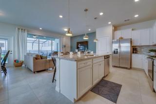 Windsor Island Resort 5 Bedroom Townhome Private Pool Disney - 4