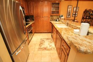 Mountainback 17 Den - 1