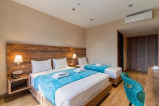 Cozy Loft Hotel - Batumi - 2