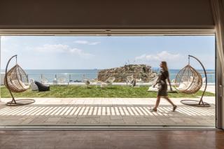 BEDWAVE Seaside Mansion - Pireo - 8