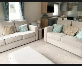 Exotic 3-Bed Caravan at Newquay Holiday Park - Newquay - 8