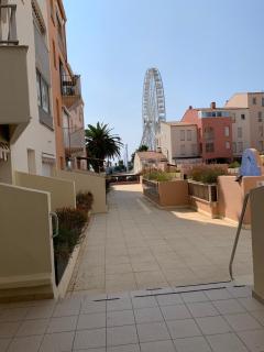 Grand T3 piscine, garage centre port - Cap d'Agde - 7