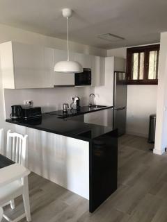 Parque Santiago I - 2 Bedroom - 1 Bathroom - Open plan living - Kitchen area - Extra large balcony - First Floor Apartment - Playa de las Américas - 5