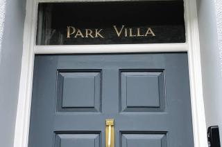 Stunning & spacious house in central Tenby - 9