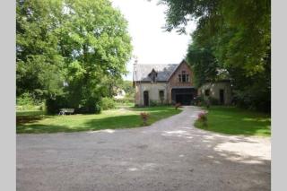 Suite dans le jardin du Château - Agonges - 8