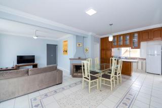 Apartamento com Vista Mar a 30 metros da praia - Bombinhas - 3