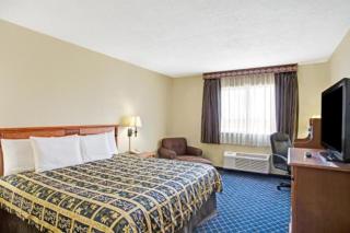 Days Inn by Wyndham Brigham City - 2