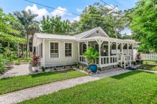 The Tucker House - Bonita Springs - 0