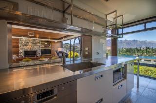 Lakeview by Sothebys Luxury Rental Homes - Queenstown - 5