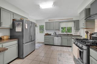 JCR Taunton Bay Hideaway home - 1