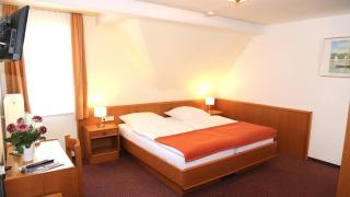Hotel Garni Kluth - Bonn - 3