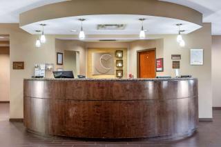 Comfort Suites Manchester - Manchester - 6